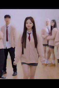 ���ó���Ů����